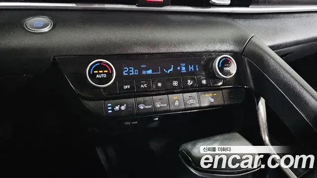 Hyundai The New Avante Hybrid 2021 — Photo 3/20
