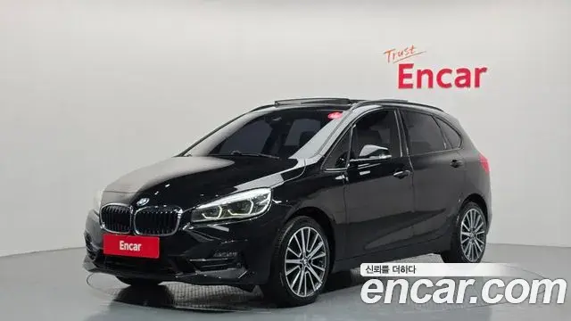 BMW 2 Series Active Tourer 2021 — Photo 11/20