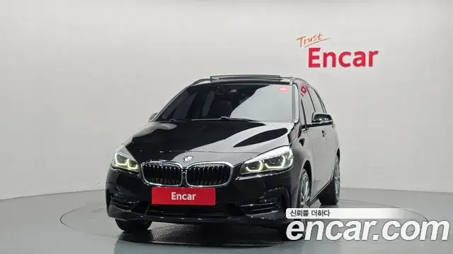 BMW 2 Series Active Tourer 2021 — Photo 10/20