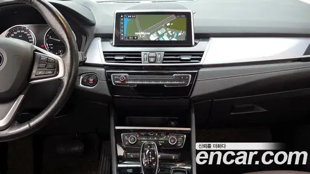 BMW 2 Series Active Tourer 2021 — Photo 5/20