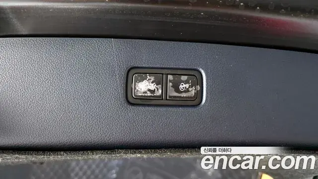 Genesis GV80 2023 — ფოტო 18/20