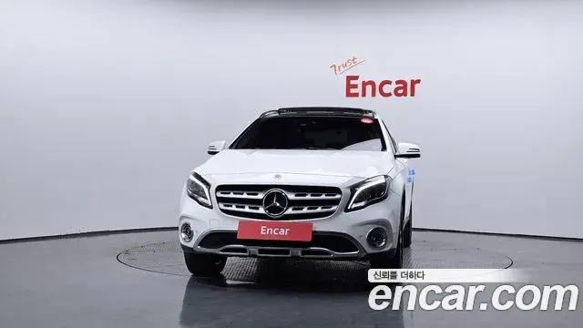 Mercedes-Benz GLA-Class 2019 — Фото 3/20