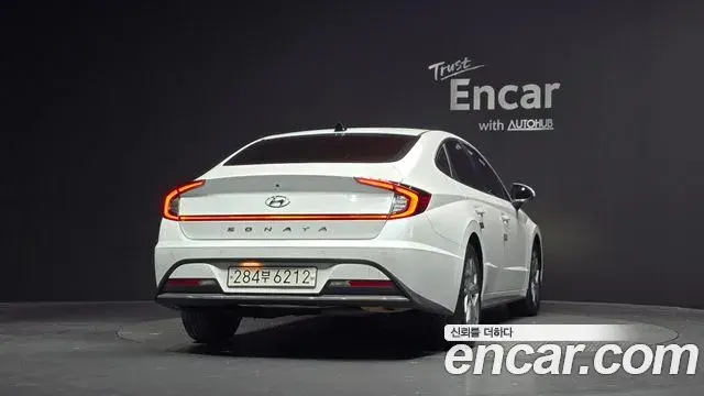 Hyundai Sonata Hybrid 2019 — Şəkil 10/20