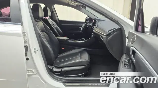 Hyundai Sonata Hybrid 2019 — Şəkil 16/20