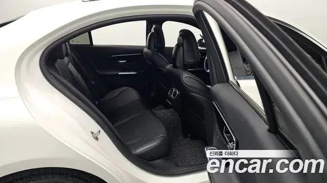 Mercedes-Benz C-Class 2022 — Фото 11/20