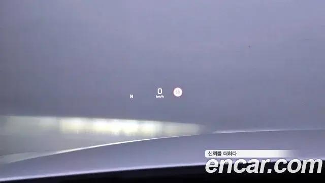 Mercedes-Benz E-Class 2018 — ფოტო 17/20