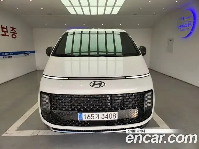 Hyundai Staria 2025 — ფოტო 2/20