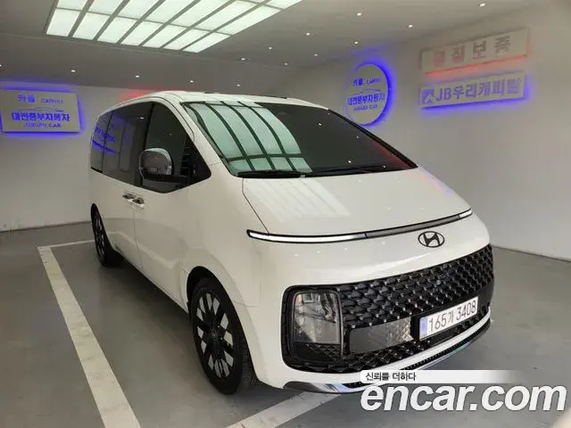 Hyundai Staria 2025 — ფოტო 16/20