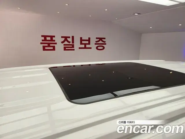 Hyundai Staria 2025 — ფოტო 20/20