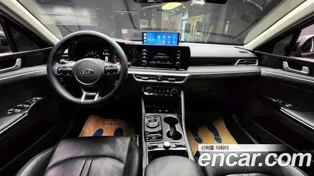 Kia K5 2020 — Şəkil 1/20