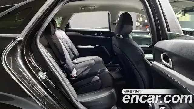 Kia K5 2020 — Şəkil 19/20