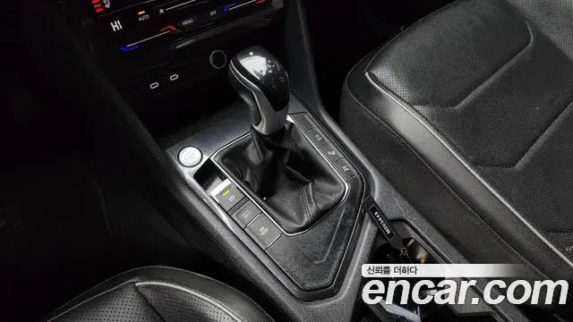 Volkswagen Tiguan Allspace 2022 — Şəkil 13/20