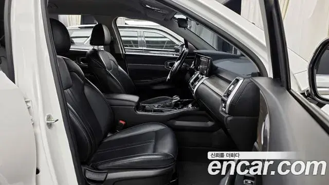Kia Sorento 2020 — Фото 11/20