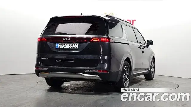 Kia Carnival 2022 — Фото 2/20