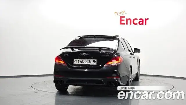Genesis G70 2018 — Photo 14/20