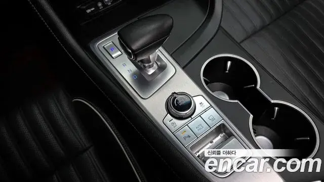 Genesis G70 2018 — Photo 7/20