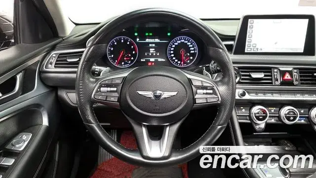 Genesis G70 2018 — Photo 12/20