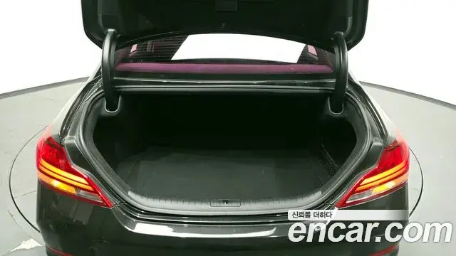 Genesis G70 2018 — Photo 15/20