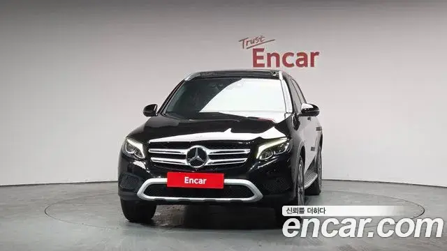 Mercedes-Benz GLC-Class 2018 — Şəkil 6/20