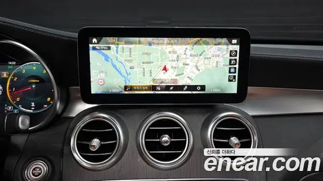 Mercedes-Benz GLC-Class 2022 — ფოტო 19/20