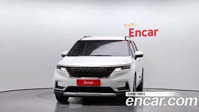 Kia Carnival 2021 — Photo 13/20