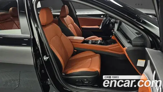 Kia K5 2024 — Şəkil 8/20