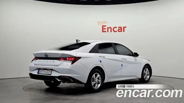 Hyundai The New Avante Hybrid 2021 — ფოტო 11/20