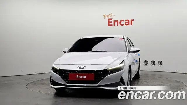 Hyundai The New Avante Hybrid 2021 — ფოტო 12/20