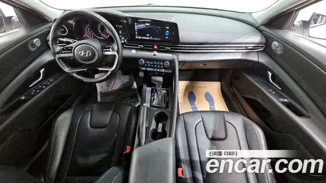 Hyundai The New Avante Hybrid 2021 — ფოტო 6/20