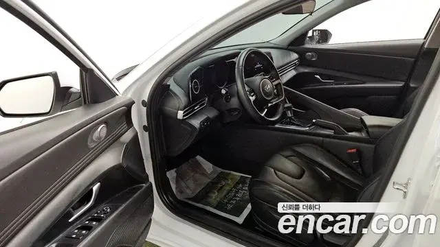 Hyundai The New Avante Hybrid 2021 — ფოტო 15/20