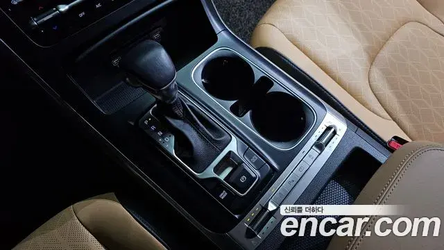 Kia Carnival 2021 — Фото 9/20