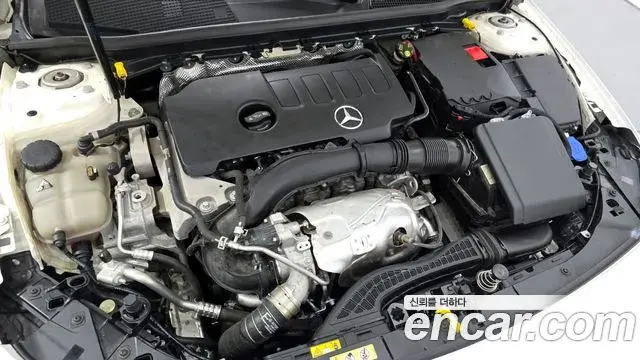 Mercedes-Benz A-Class 2021 — Şəkil 16/20