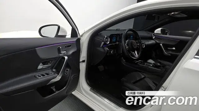 Mercedes-Benz A-Class 2021 — Şəkil 2/20