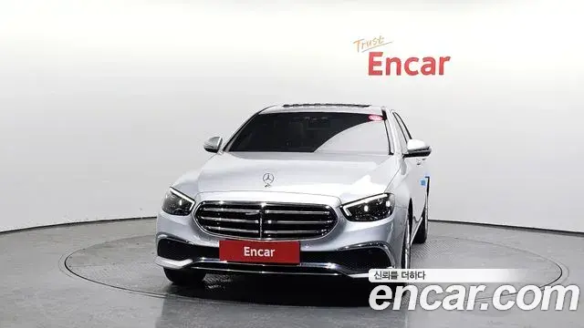 Mercedes-Benz E-Class 2021 — Фото 3/20