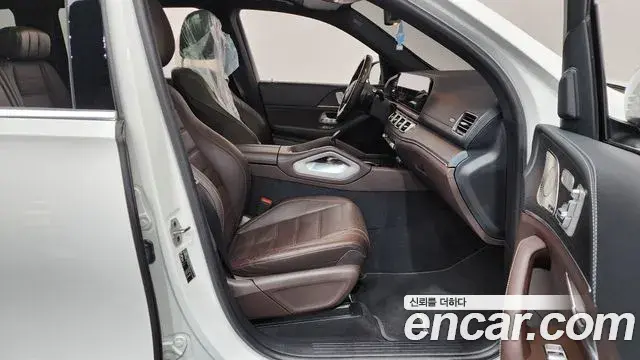 Mercedes-Benz GLS-Class 2022 — ფოტო 8/21