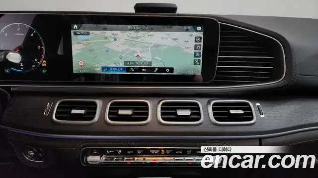 Mercedes-Benz GLS-Class 2022 — ფოტო 2/21