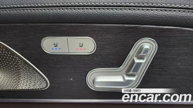 Mercedes-Benz GLS-Class 2022 — ფოტო 4/21