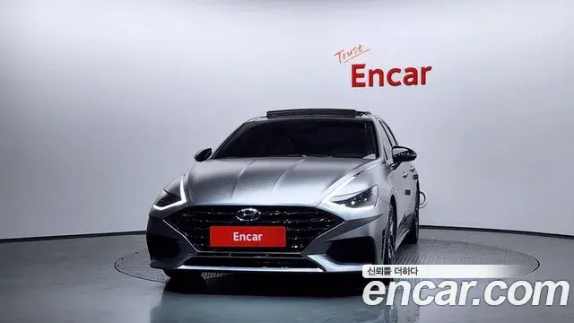 Hyundai Sonata Hybrid 2021 — ფოტო 9/20
