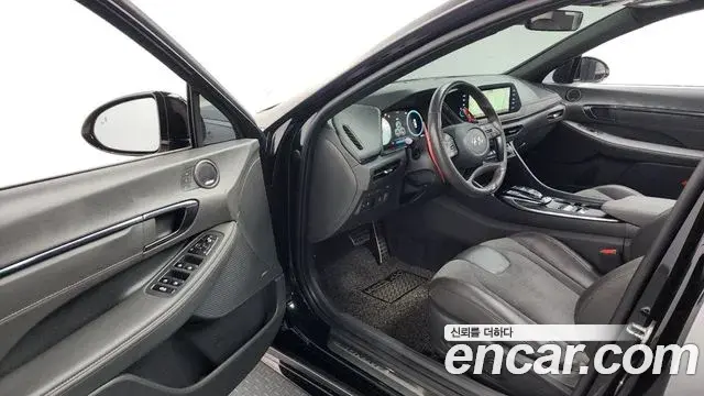 Hyundai Sonata Hybrid 2021 — ფოტო 2/20