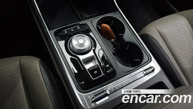 Kia Carnival 2025 — Фото 9/20