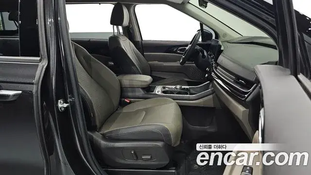 Kia Carnival 2025 — Фото 10/20