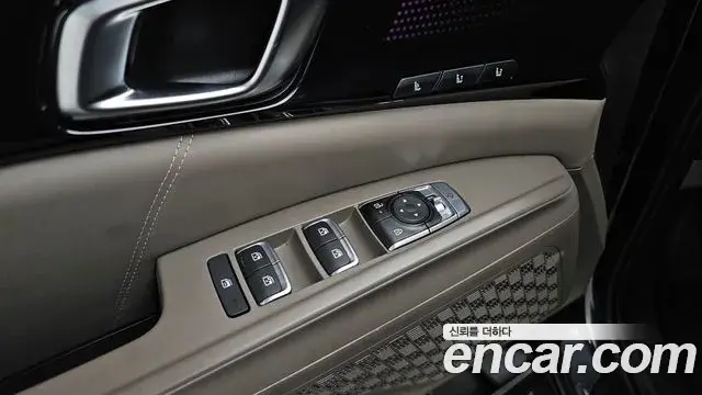 Kia Carnival 2025 — Фото 18/20