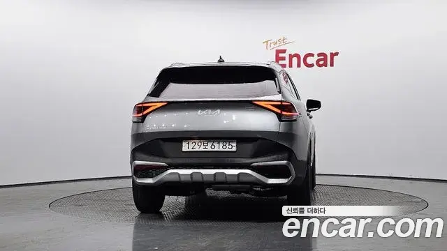 Kia Sportage 2021 — Фото 4/20