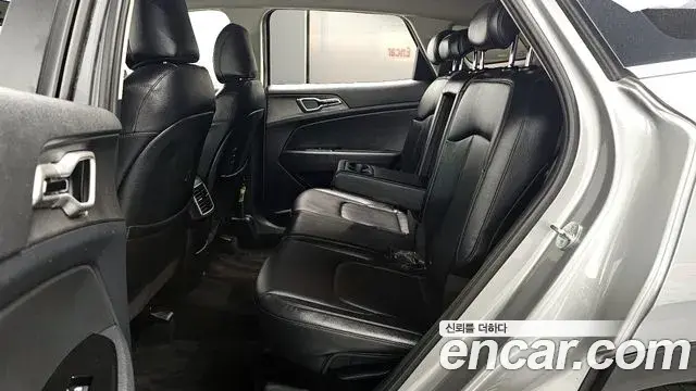 Kia Sportage 2021 — Фото 12/20