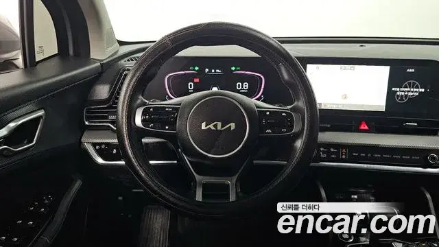Kia Sportage 2021 — Фото 13/20