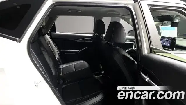 Kia Seltos 2021 — ფოტო 11/20
