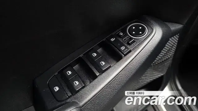 Kia Seltos 2021 — ფოტო 3/20