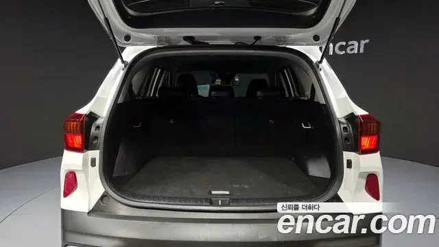 Kia Seltos 2021 — ფოტო 20/20