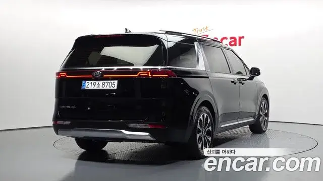 Kia Carnival 2021 — Photo 4/20
