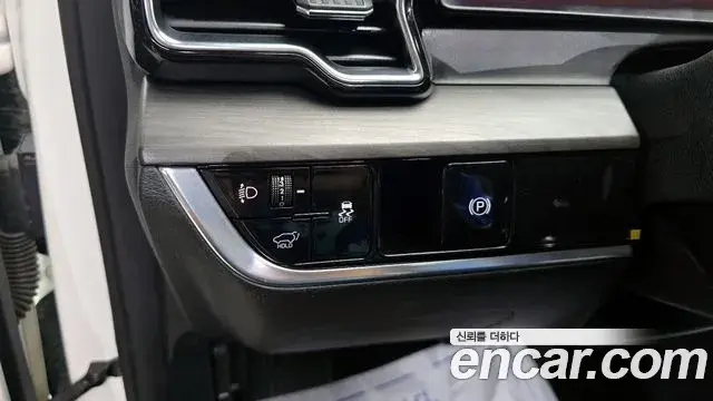 Kia Sportage 2021 — Фото 13/20